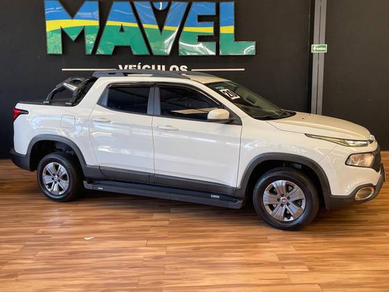 FIAT TORO 1.8 16V EVO FLEX FREEDOM AT6 FIAT TORO 1.8 16V EVO FLEX FREEDOM AT6
